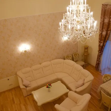 Mainline Apt Hlavni